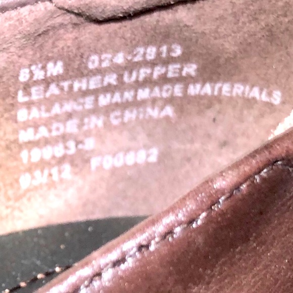 St. John’s Bay Leather Loafers Brown Size 8.5 - Picture 8 of 8